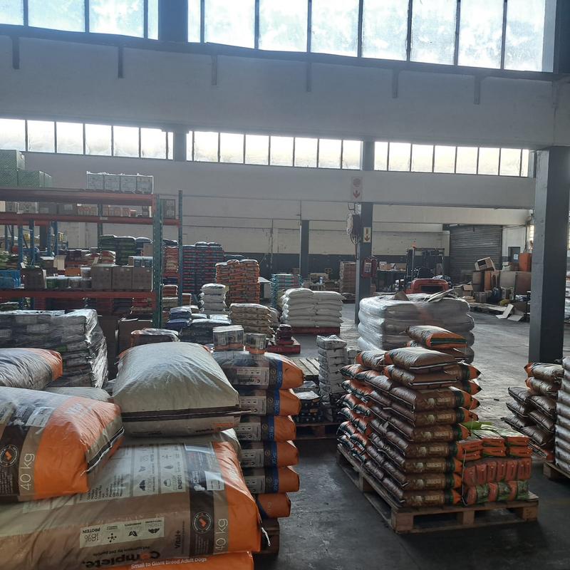 To Let commercial Property for Rent in Neave Industrial Eastern Cape